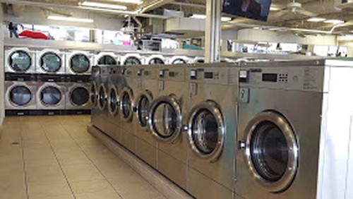 The Laundry Mat Washer